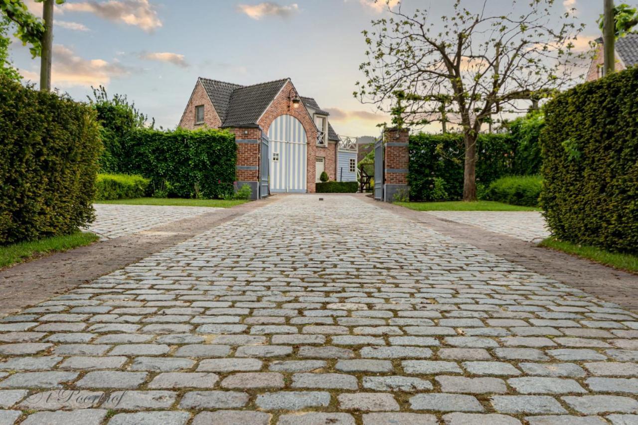 'T Poorthof Bed & Breakfast Borgloon Exterior photo